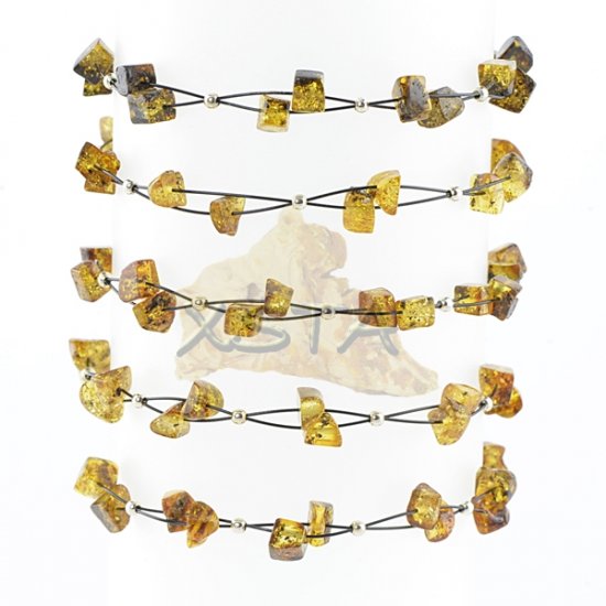 Natural amber bracelet with wire